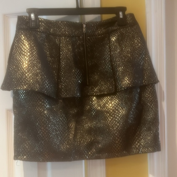 Akira metallic skirt - Picture 2 of 2